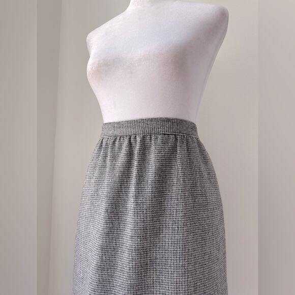 Vintage ‘80s Jonathan Logan Black & White Wool Blend Textured A-Line Midi Skirt - Picture 3 of 9